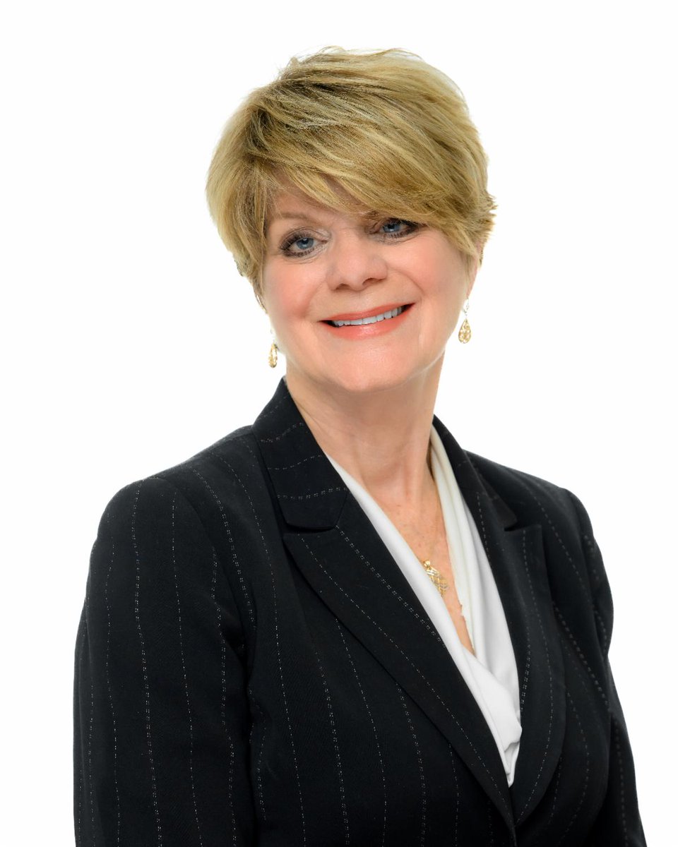 EmoryHill's tweet photo. Please join us in welcoming Grace Mudrick to the Emory Hill team!
#NAIEmoryHill @EmoryHill #GraceMudrick #NewStaff
https://t.co/XZRGLhJaj7 https://t.co/55bg7Brdml