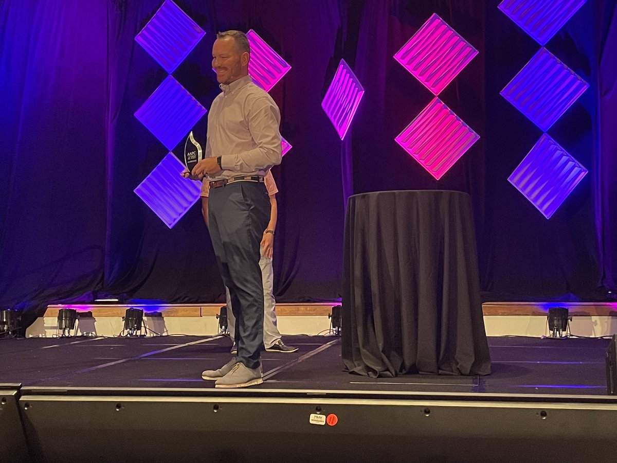 SPPhilbin's tweet image. Honored to be in @TheAAPC’s Class of 2022 40 Under 40 Award Winners! Really grateful to work with such a wonderful team @Smart_MediaGRP #AAPC40u40