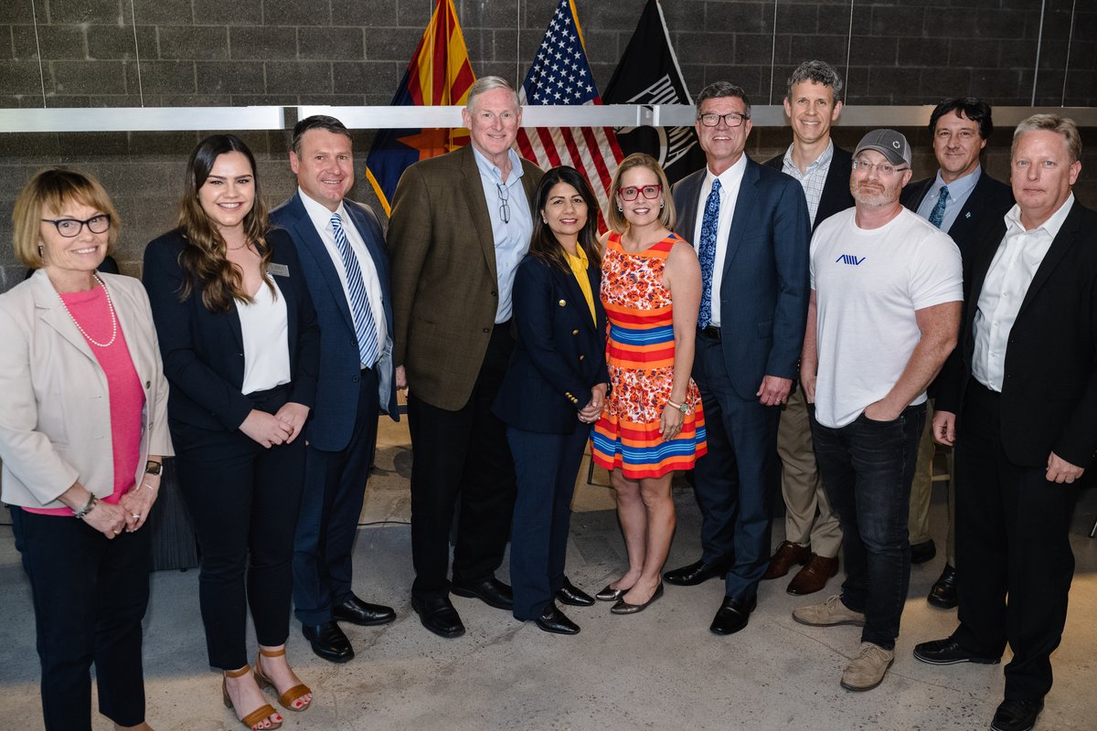 We hosted a roundtable with Arizona clean energy industry leaders and the Arizona Technology Council to discuss the historic investments our Infrastructure Investment and Jobs law makes in clean energy and technology. sinema.senate.gov/sinema-hosts-r…