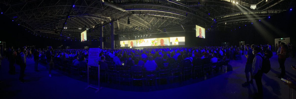codefactoryhu's tweet image. We are here #KubeConEU #Valencia #codefactory #Kubernetes