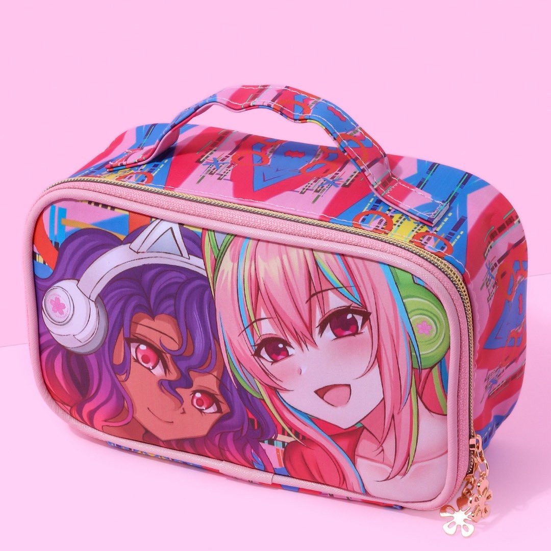 Introducing our brand new Gamer girl makeup bag! 💖💕 it’s sooooo cute! We can’t wait to drop it. 🌸☺️