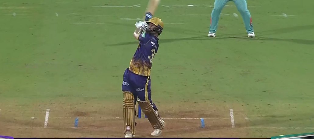 CricCrazyJohns's tweet photo. This knock by Rinku Singh will be remember forever - 40 from 15 balls, give hops to KKR from no where. Take a bow, Rinku. https://t.co/X481eBYI3i
