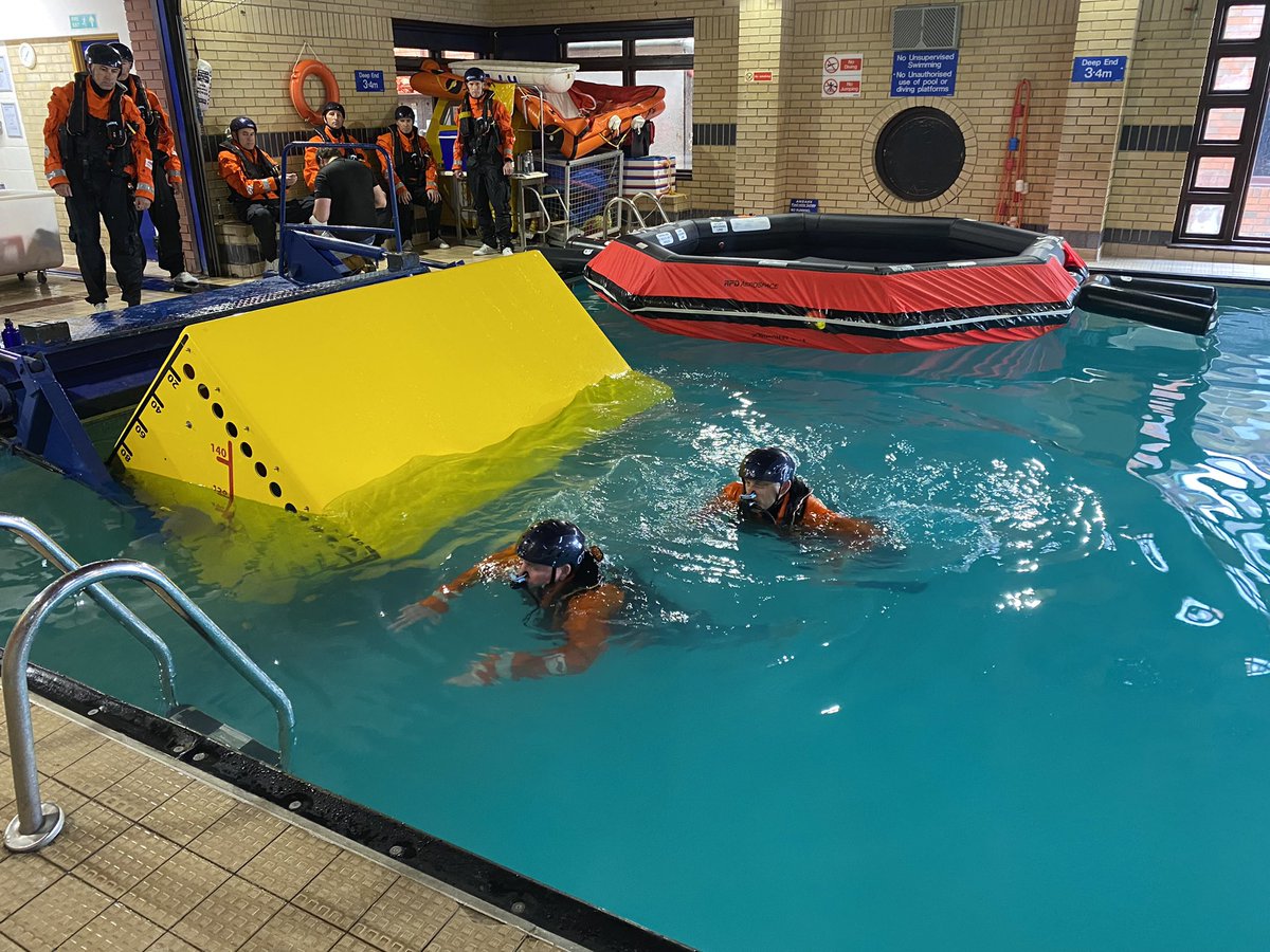 Karl Manners tweet media