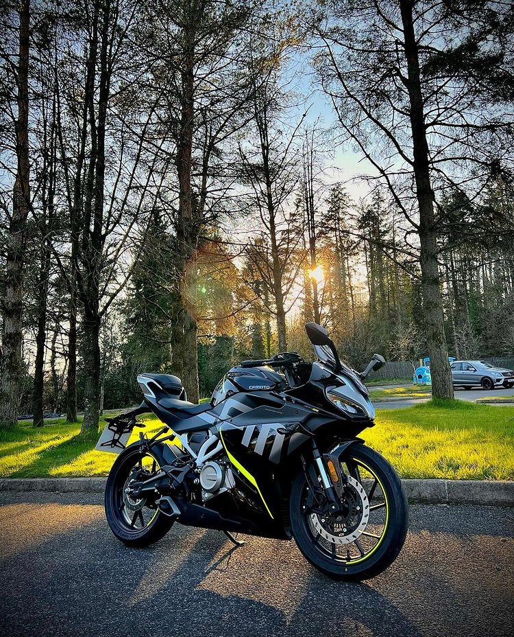 cfmotouk's tweet photo. Awesome! Safely back from a great weekend at the NW200 is CFMOTO 300SR owner Leah Monteith!
#cfmoto #300sr #motorcycles #motorcycle #motorcycles https://t.co/j5k9xPI90s
