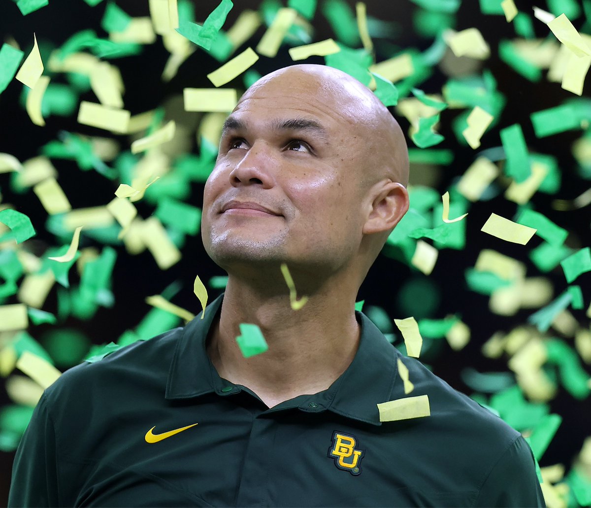 247Sports (@247sports) on Twitter photo Baylor's Dave Aranda jumped from No. 62 to No. 11 in the <a href="/CBSSports/">CBS Sports</a> CFB Coach Rankings for 2022.
Aranda led <a href="/BUFootball/">Baylor Football</a> to the Big 12 Title and the Sugar Bowl in 2021. Baylor's Dave Aranda jumped from No. 62 to No. 11 in the <a href="/CBSSports/">CBS Sports</a> CFB Coach Rankings for 2022.
Aranda led <a href="/BUFootball/">Baylor Football</a> to the Big 12 Title and the Sugar Bowl in 2021.