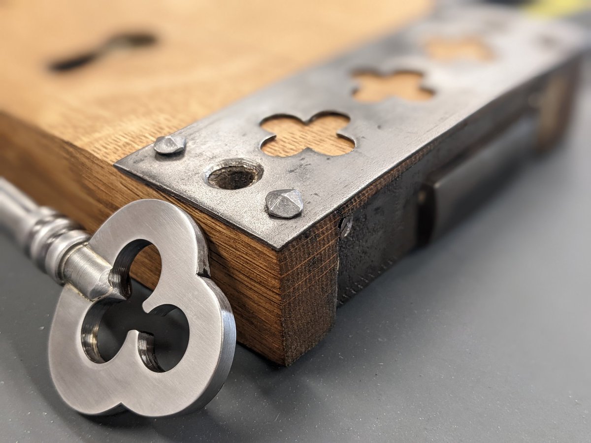 DenbighLocks's tweet photo. Well that's this one done for the customer, been such a pleasure making this key from scratch and total referb of the boxlock #denbigh # keycutting #keyduplication https://t.co/eWXDbXH2vX