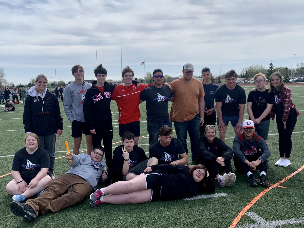 DlhsUnified's tweet photo. Thank you @SOMinnesota for hosting todays Unified Track Meet in @MHSSpuds We had an amazing time!! @DetLakesHigh #championsinlife #liveunified #KindnessMatters https://t.co/FWGwiXsuko