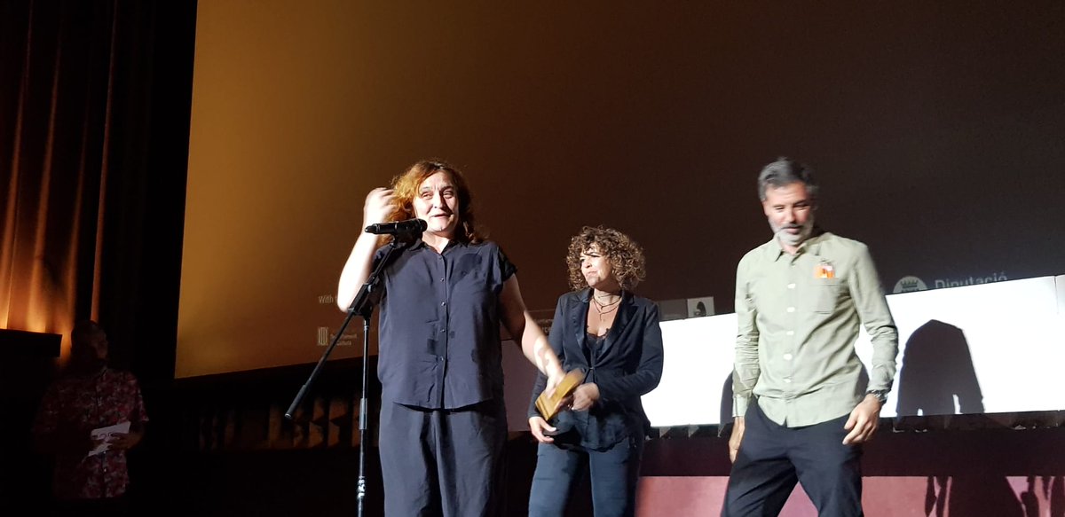 Pro_Docs's tweet photo. 🏆La obra #truecrime 'El caso Wanninkhof-Carabantes', de @netflixES y @brutalmedia con dirección de @TaniaBallocolel, se lleva el Premio ProDocs #DocTV al documental televisivo. ¡Enhorabuena!👏 https://t.co/R3snTv6QAB