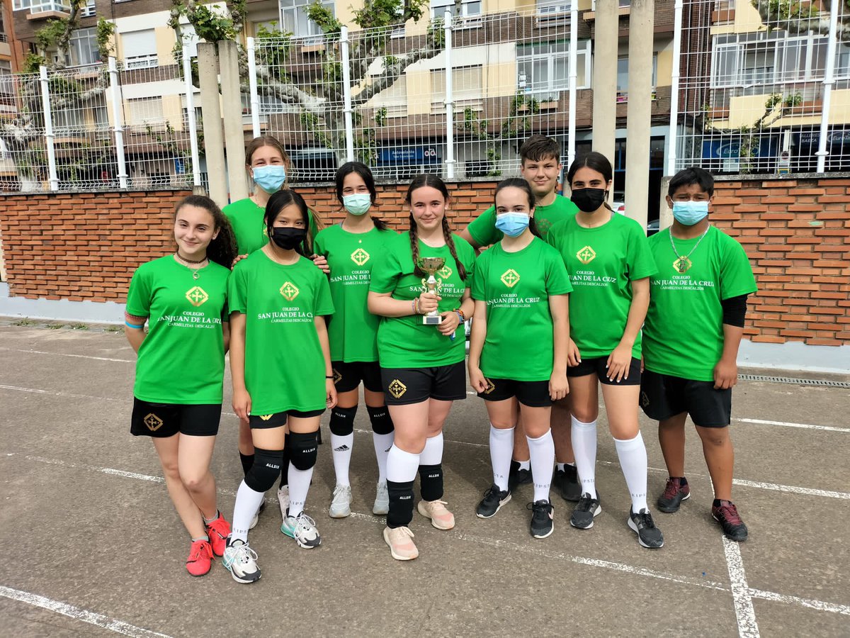 Colegiojuancruz's tweet photo. XLI Semana Deportiva.
Primera jornada de fiestas colegiales: deporte y sana competitividad en @Colegiojuancruz #leonesp https://t.co/d9oPoc5hM4