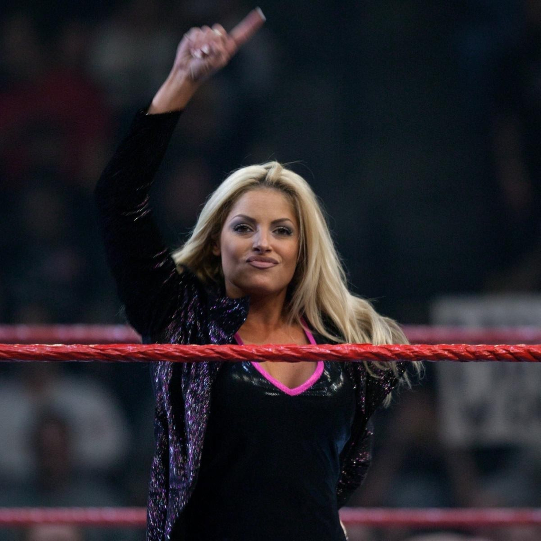Trish Stratus credited her in-ring development to Fit Finlay, who helped many WWE Divas of the Ruthless Aggression era.

