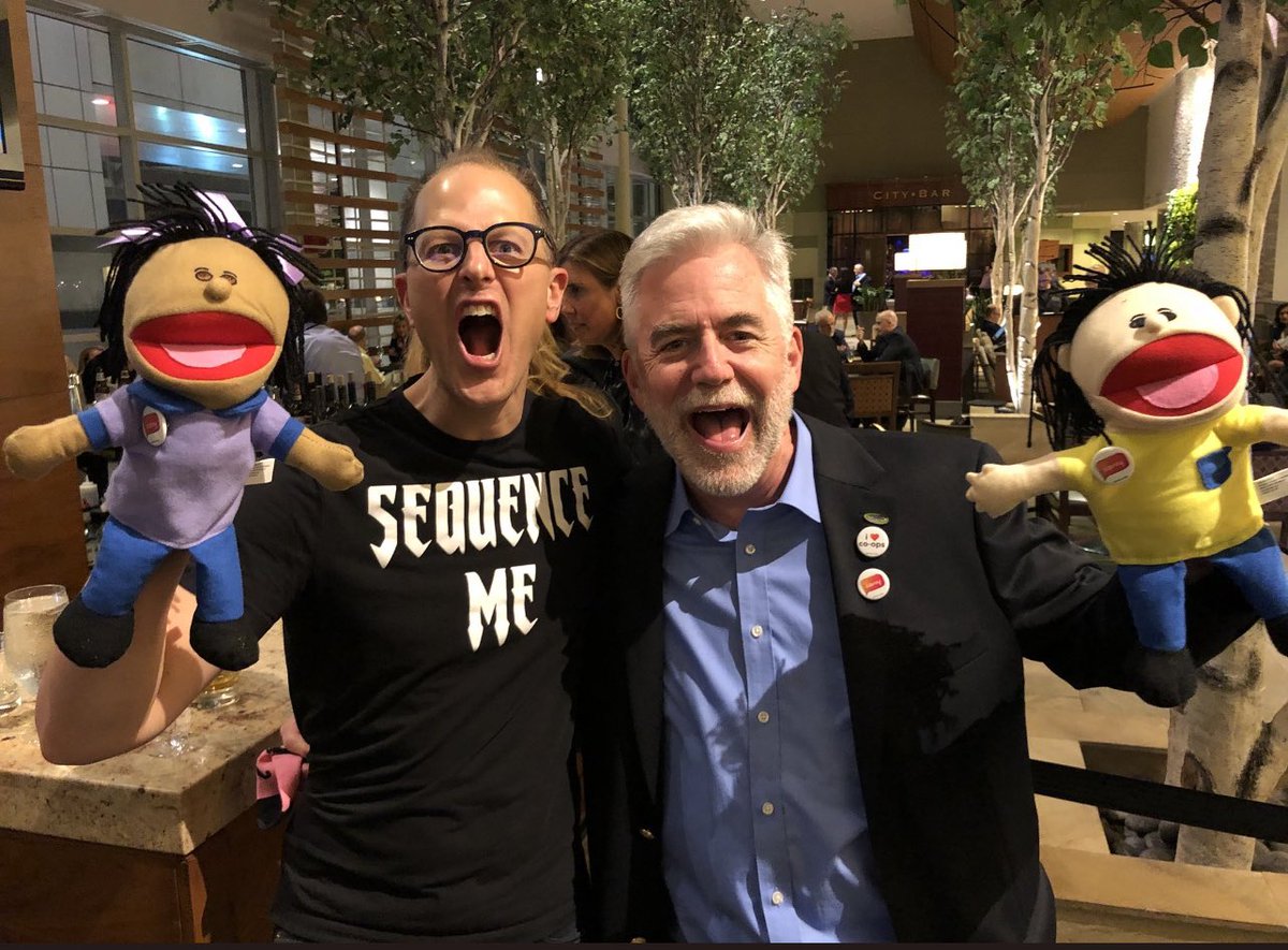 BernardAFox's tweet image. Grace THANKS again for gifting me #pinksocks @ #BIO2018 (photo) Meeting you, @bryceolson #sequenceme &amp;amp; many other advocates who tirelessly give of themselves further energizes research community to work faster! Is this true @EricTopol? An early sock recipient? #cancersurvivor