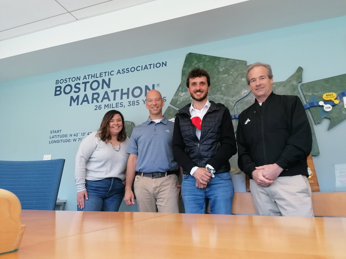 indescat's tweet photo. 2a visita del dia #catcluBoston22 a la @bostonmarathon #BAA coneixent les últimes tendències i experiència d'una carrera amb 125 anys d'antiguitat. Many thanks @SEStoves @Hawkesie10 #jackfleming for your time & the interesting meeting 🏃🏃♀️🦄 #SportsTech #Innovation #SportsEvents https://t.co/f1a6fePHQA