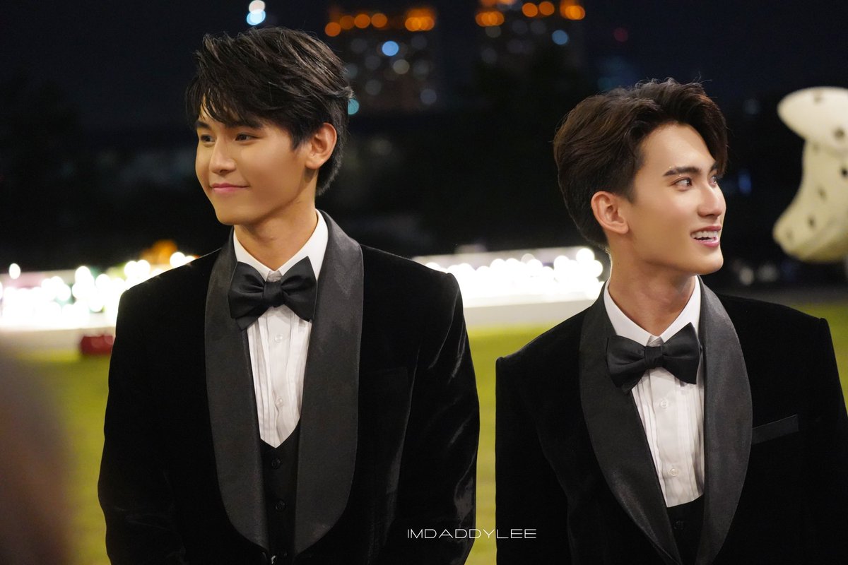IMDadddy1017's tweet photo. ขอแสดงความเคารพsalute

@jaestsx @firstfh5 

#MayaAwardxJaFirst
#MayaEntertainAwards2022
#JaFirst #จาเฟริสท์ 
#JaPhachara #First_Chalongrat 
#TeddyJa #FirstLoveIsU https://t.co/jiYNv5Vrfi