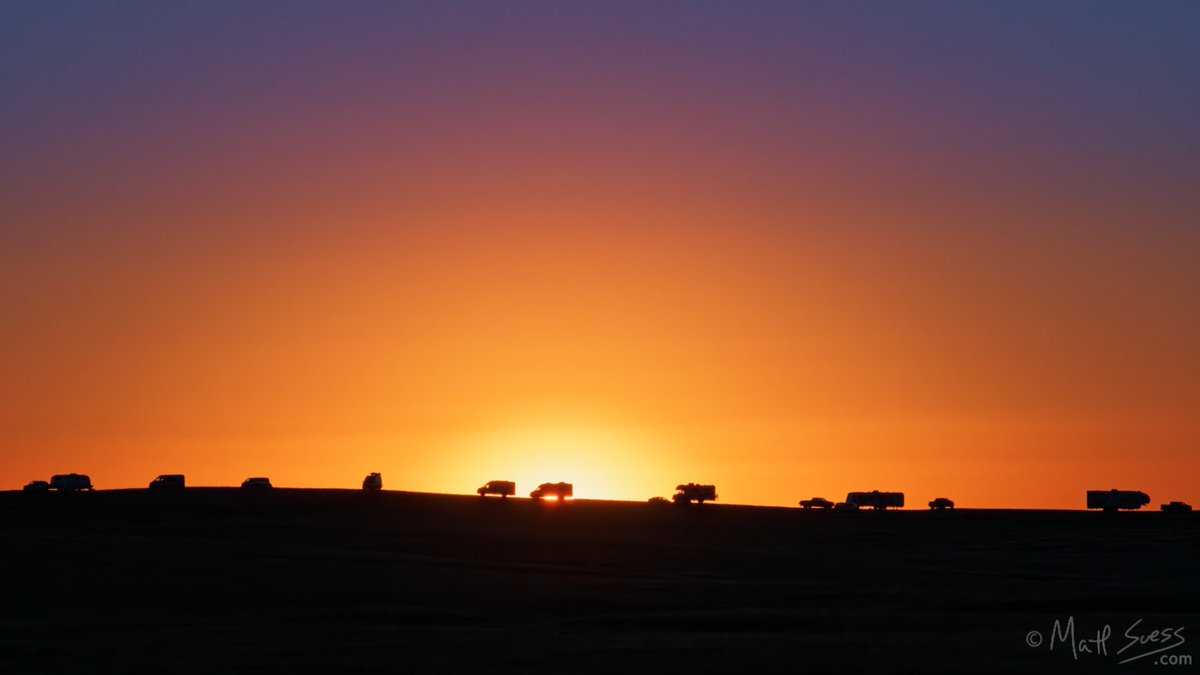 Sunrises and sunsets can be stunning in Badlands National Park, South Dakota.

Join me for a small group #photographyworkshop there the first weekend of June - only 2 spaces remain.

l8r.it/1IZp #photoworkshop