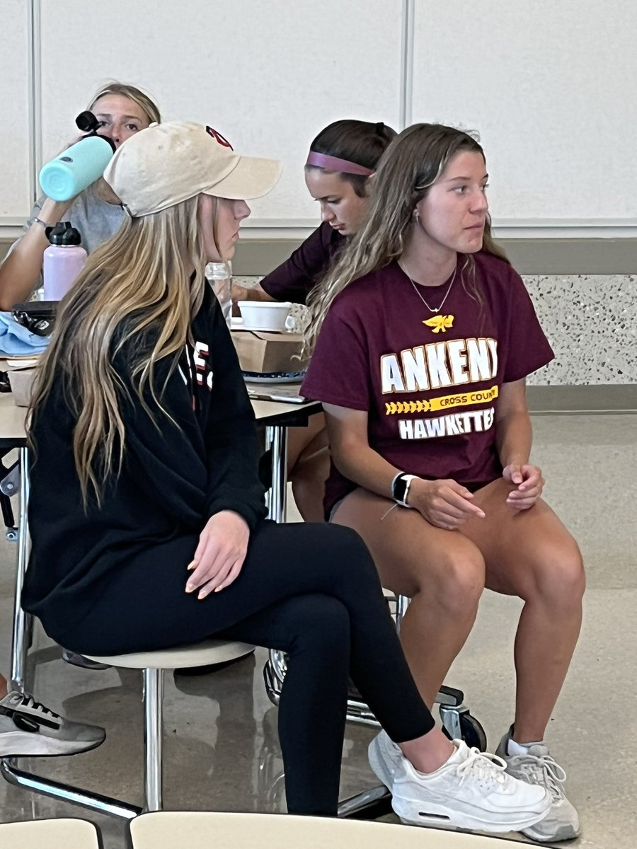 ankenytrackxc's tweet photo. Two AMAZING guest speakers tonight to help get us ready and focused. Lauren McMahon and Shelby Romig. https://t.co/NOAMOcBWIM