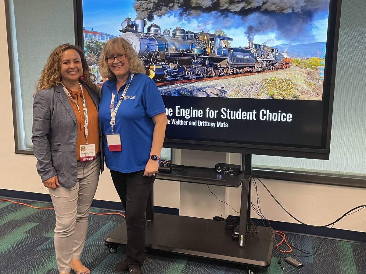 MataHCISD's tweet image. Had a blast today with @RegionOneESC representing @HarlingenCISD at #totallyawesometech22 ❤️ So grateful for what tech can do to help transform teaching and learning for all! #edtech