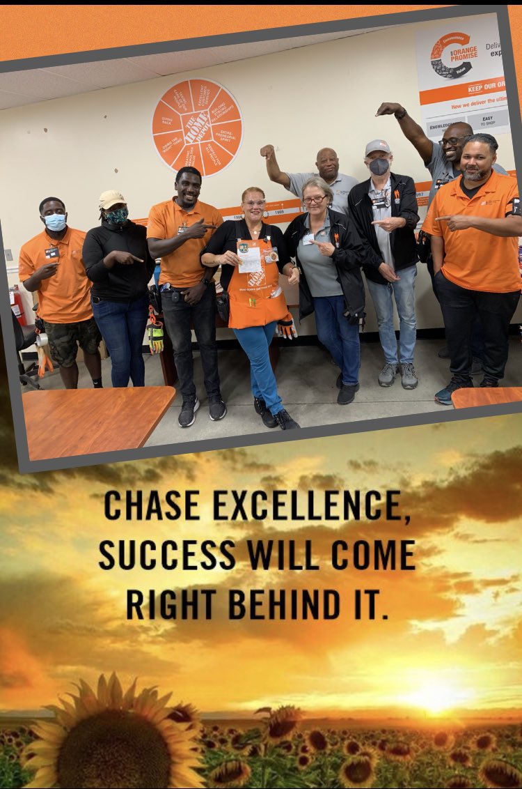 MET team Town Hall recognized store partner CXM Luz at 6367 
for being Inspirational!🔥🧡