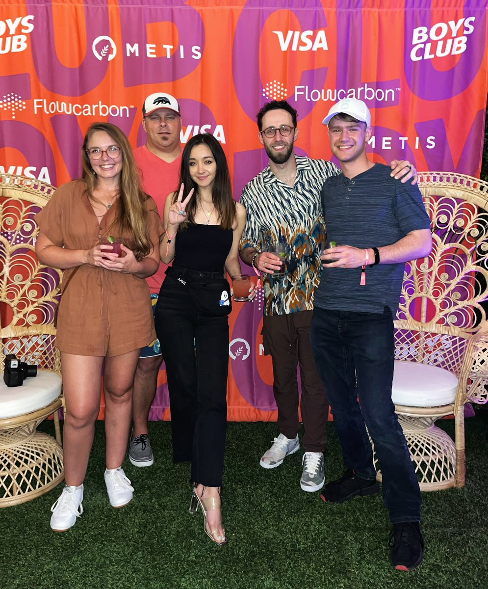 MetisL2's tweet photo. 🌴 feels like web3 social summer has started at @Permissionless ;)🥂 

@MetisDAO had an amazing night last night with @BoysClubCrypto @Visa @weareflowcarbon &amp; frens🌿✨

photo credit: @tybenmark https://t.co/zdO8iWPf9x