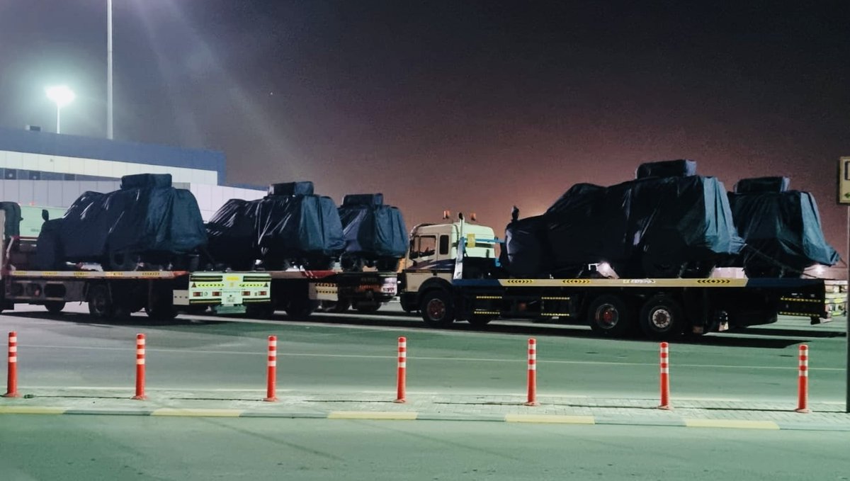 A fleet of IAG Guardian APCs all set and ready to be delivered to the client. 
#IAG #interarmored #GuardianAPC #armoredvehicles #armoredpersonnelcarriers #tacticalvehicles #logisitics #transportation #vehicledelivery #militaryvehicles