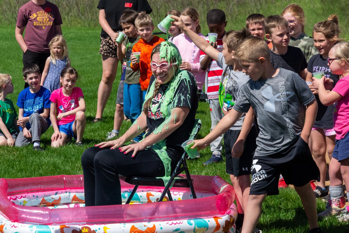 Parker students were challenged to raise $12,000 for their Walk-A-Thon &amp; if they reached their goal they got to SLIME Principal Loveland! Not only did they meet their goal they EXCEEDED it!  Way to go PUMAS🐾!!! #ChallengeAccepted <a href="/KateMLoveland/">Kate Loveland</a> <a href="/ISD728/">ISD 728</a> @bittmand @WCampbell728