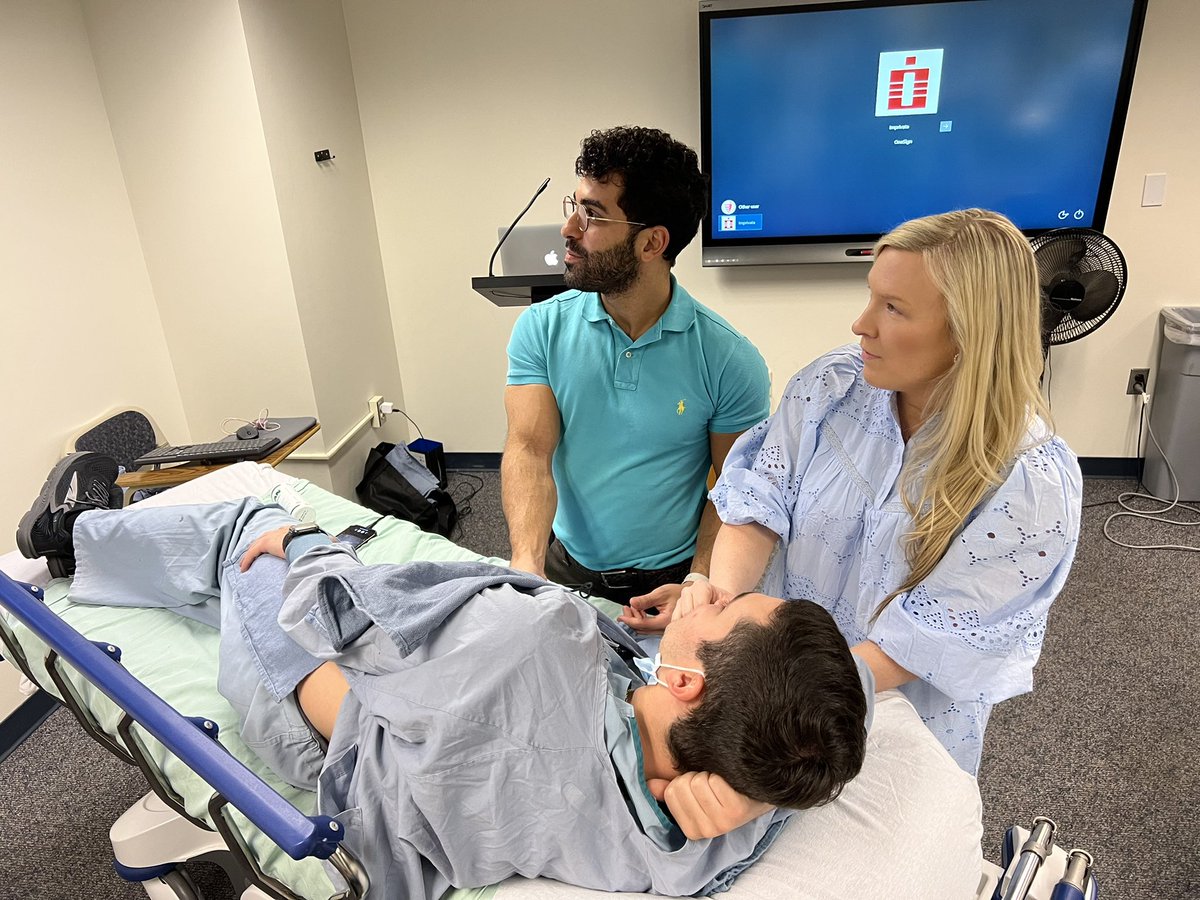 UHAnesthesia's tweet photo. Awesome #OSCE #POCUS session with @CHoffmann_MD showing the senior residents the ins and outs of #ultrasound! https://t.co/clIQTjW82C