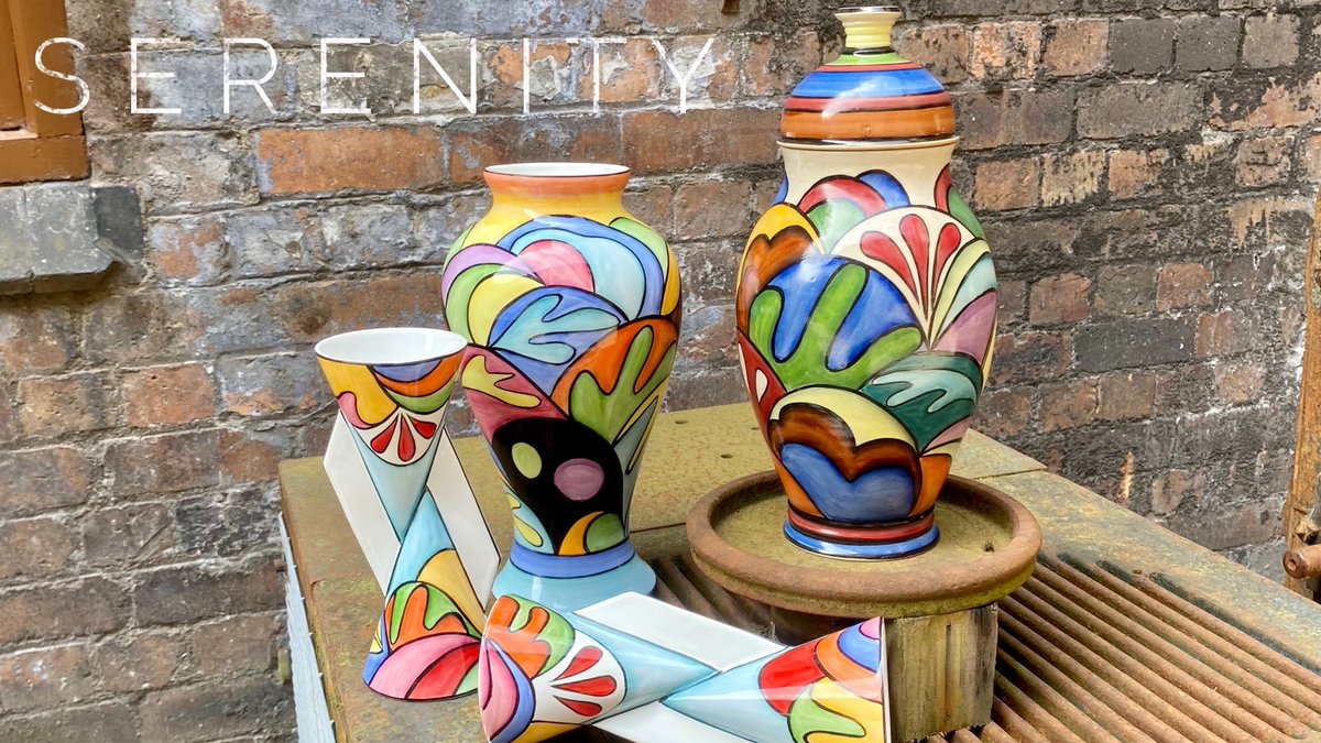 EmmaMayBailey's tweet photo. Good evening #staffordshirehour ❤️
Introducing “Serenity,” a nod to the era I was born in 🌸
https://t.co/ZgMGtbrd0r
#madeinstoke
#middleportpottery
#myownwork
#ceramicdesign 
#staffordshire # https://t.co/xElWhGSvS2