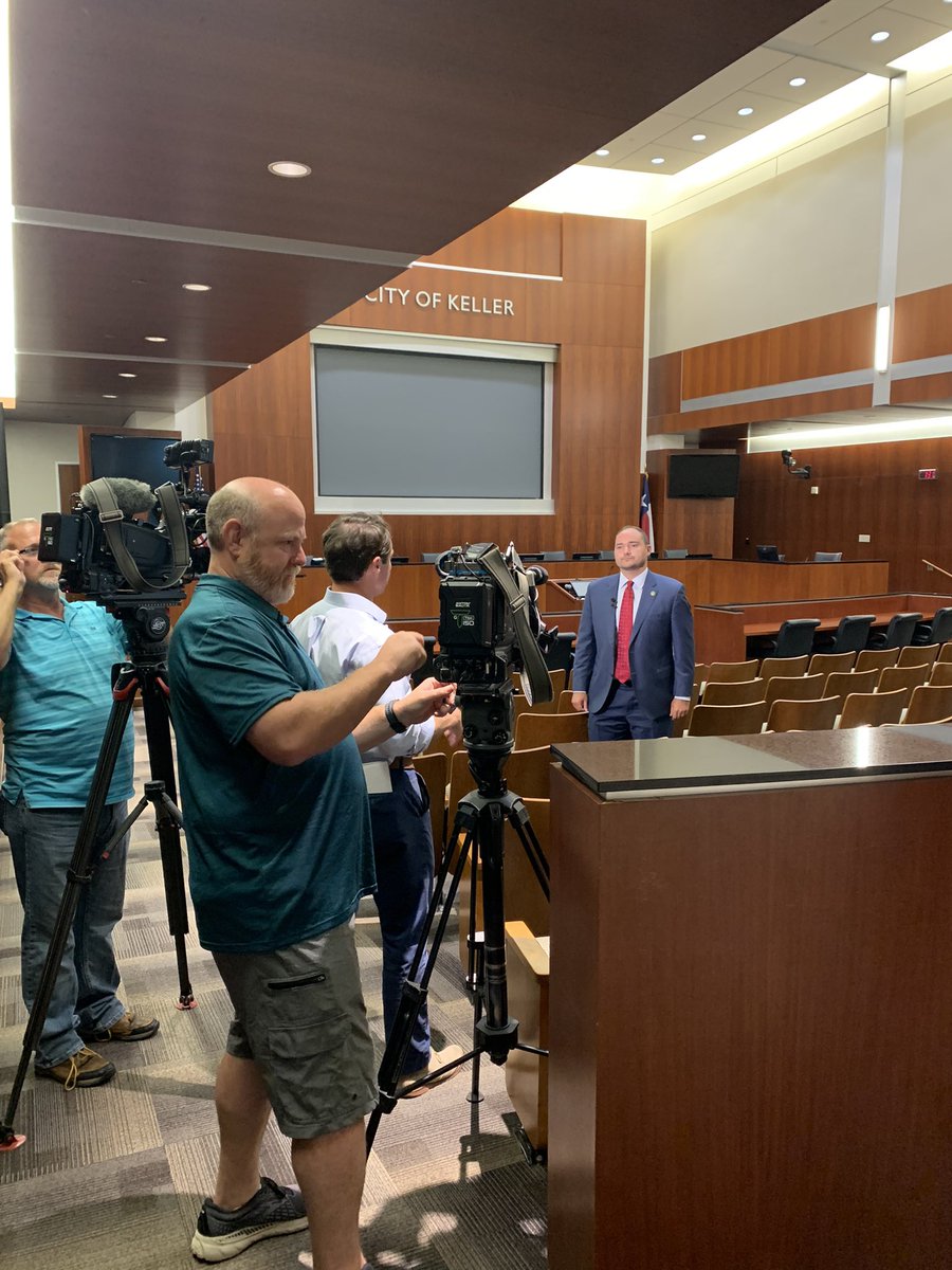 CMKellerTx's tweet photo. Mayor Armin Mizani preparing for press conference regarding our 4 day work week.  Come and work for Keller and have every Friday off. https://t.co/xnCIAT81JZ