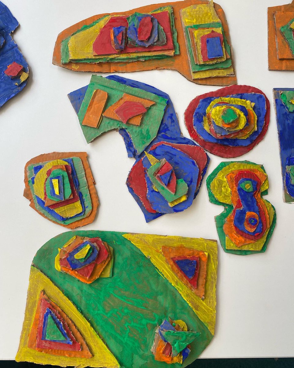 NET_Abbotsweld's tweet photo. Y3/4 created a 3D topographical map using cardboard, then painted the sculpture in the style of Jen Stark who uses bright colours and layers in her artwork. #netacademies #shapingfutures #art #sculpture https://t.co/QAAdLPOvzy