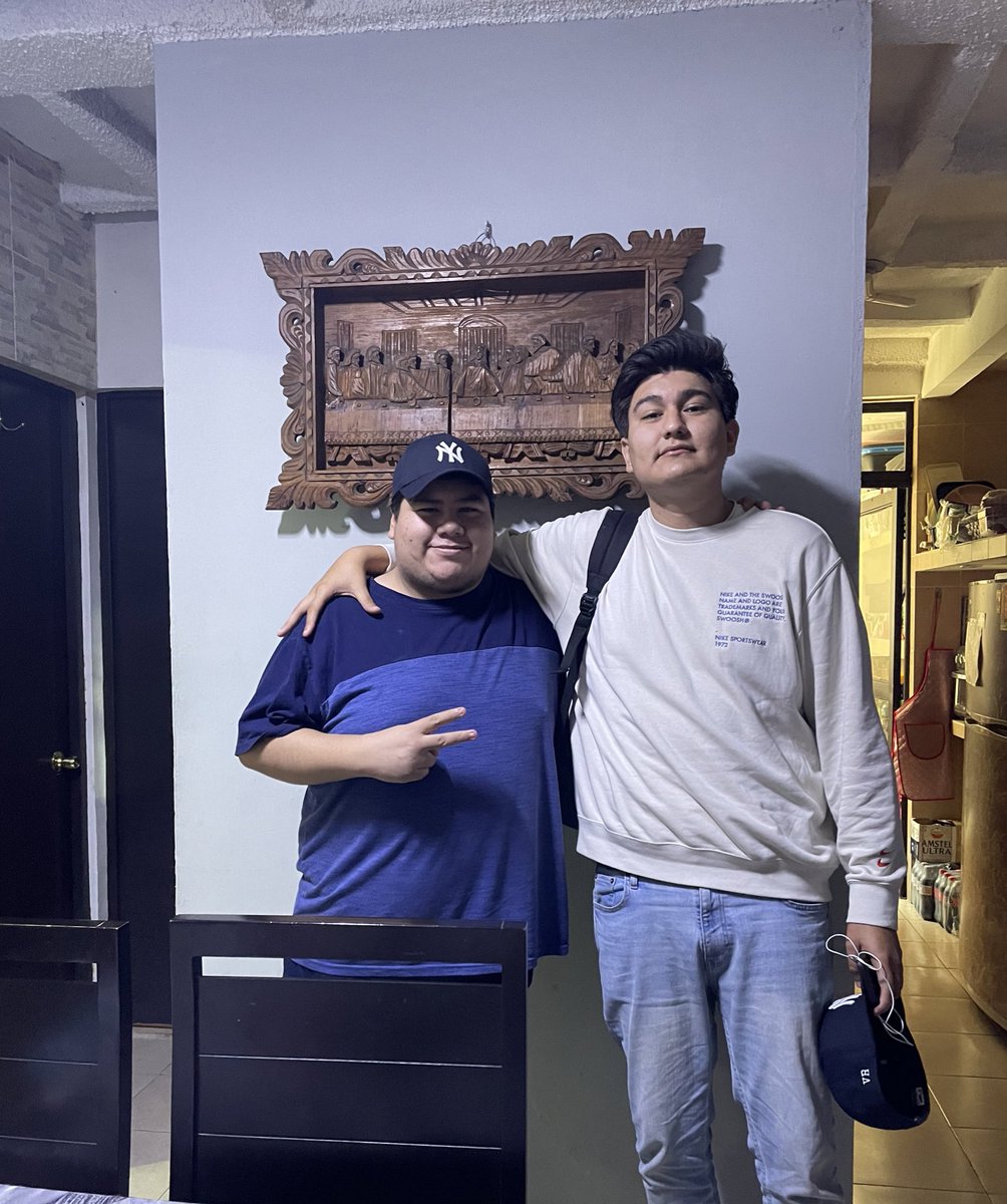 XtraJ🍔 tweet media