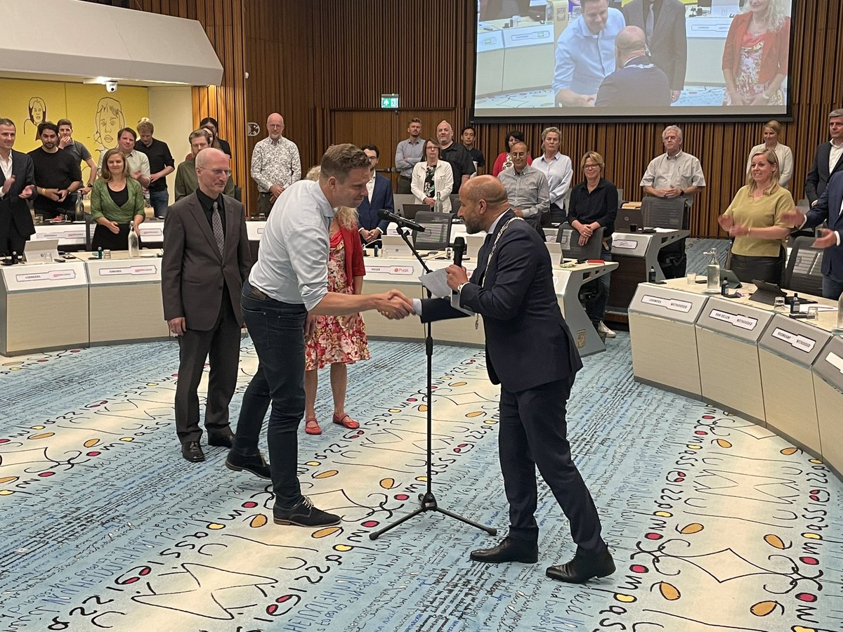 <a href="/LucGroot/">Luc Groot</a> ook komende raadsperiode fractievolger voor CDA Arnhem. Woensdag werd hij beëdigd door burgemeester <a href="/ahmedmarcouch/">Ahmed Marcouch</a> <a href="/raadArnhem/">raadArnhem</a>