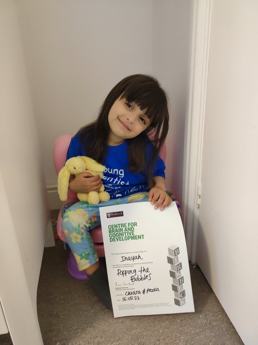 maheensidd91's tweet photo. Had the best time at the brand new @BirkbeckBabylab #Toddlerlab! Inayah took part in a super cool new study by @cbulgarelli01 looking at the development of empathy in toddlers using #wearable #fnirs in the incredible new #VR CAVE! Special thnks to @PaolaPinti & Tamsin Osborne who https://t.co/qElJR3YF4L