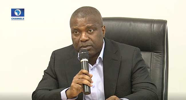 channelstv's tweet photo. BREAKING: EFCC Arrests Ex-NDDC MD Nsima Ekere Over Alleged N47bn Fraud
https://t.co/hwHEupFT6U https://t.co/XNFm5m7AK4