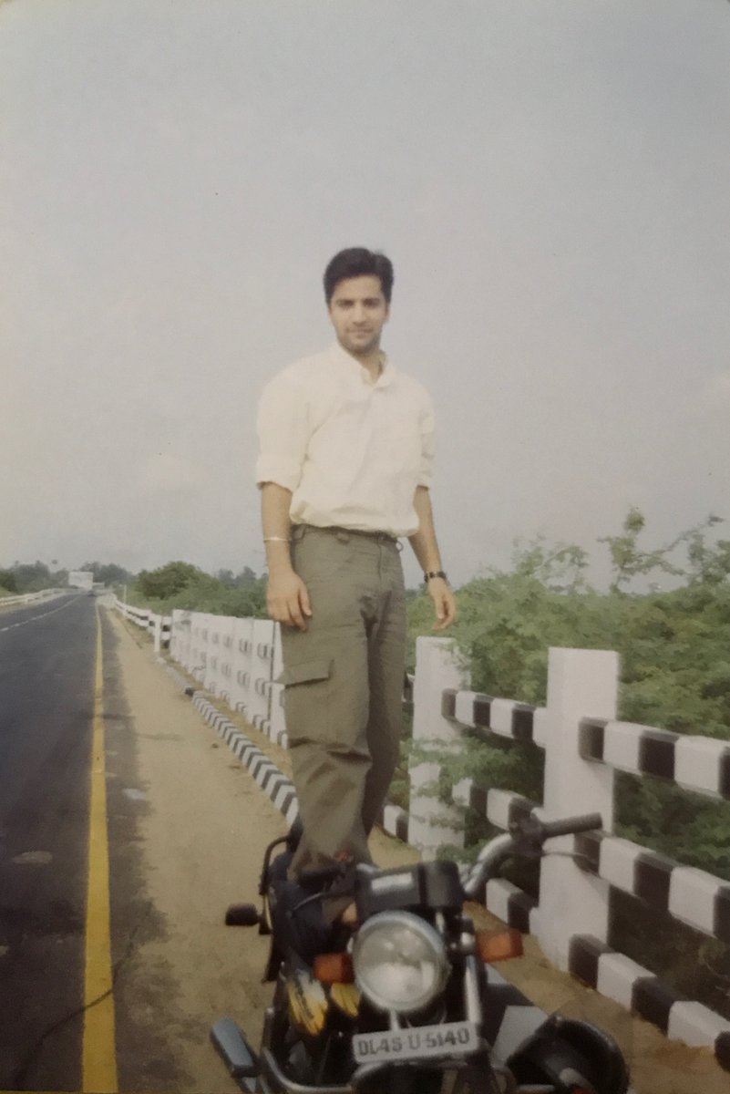 ChefKunalKapur's tweet photo. Disclaimer: Don't try this stunt, guys! This picture revives my young days and the bike rides I used to do a lot. #TBT
#ChefKunal #ThursdayRecipe #Throwback #OldPicture https://t.co/ilqcPkAQ35