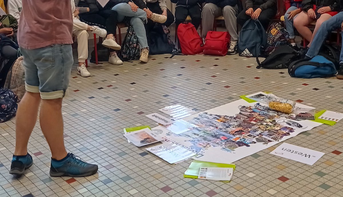 Une #découverte de la langue et culture #germaniques à travers des animations très appréciées la semaine dernière au <a href="/CollegeLakanal/">Lakanal</a> 🇩🇪 #mobiklasse