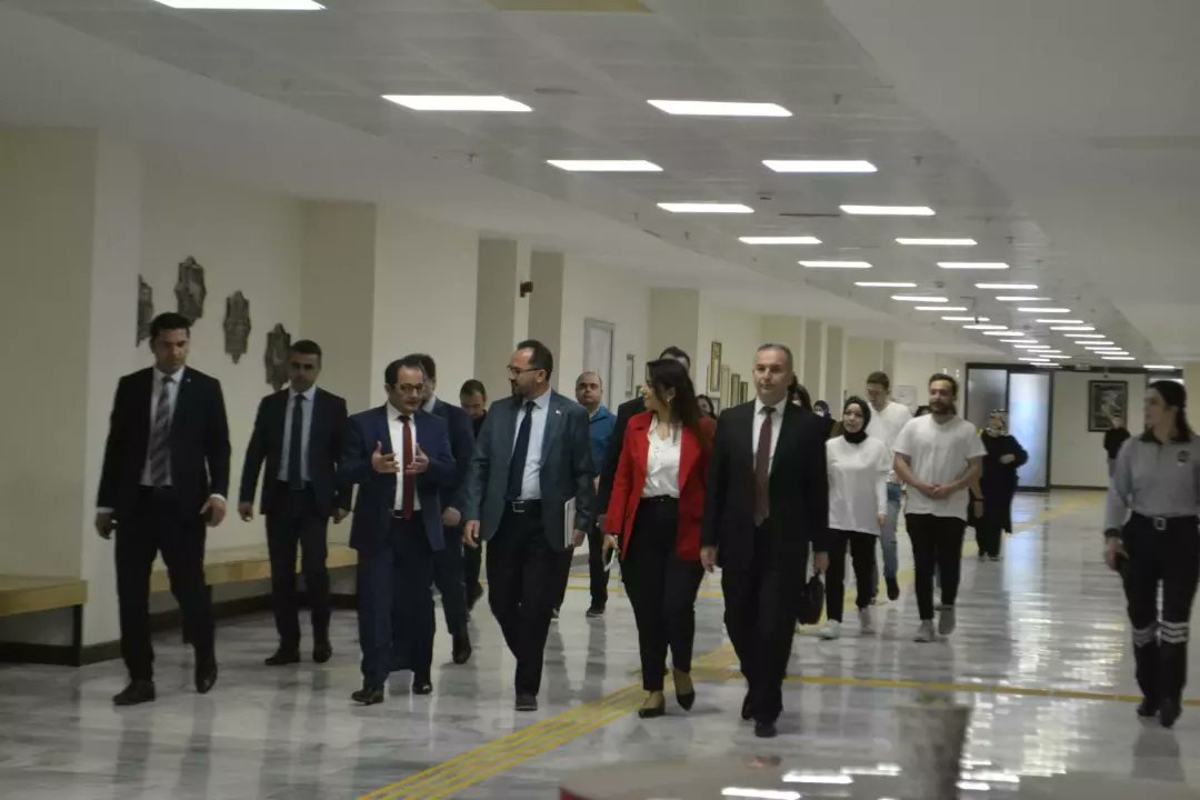RecAybu's tweet photo. Yürütücülüğünü Gıda İşleme bölümümüzden Öğr.Gör.Dr. Elif Tuğçe Aksun Tümerkan' ın yaptığı, Sağlık Hizmetleri MYO ve Sosyal Bilimler MYO hocalarımızın araştırmacı olarak yer aldığı RecAYBU projesinin eğitimleri başlıyor. https://t.co/ob3UoDatnG