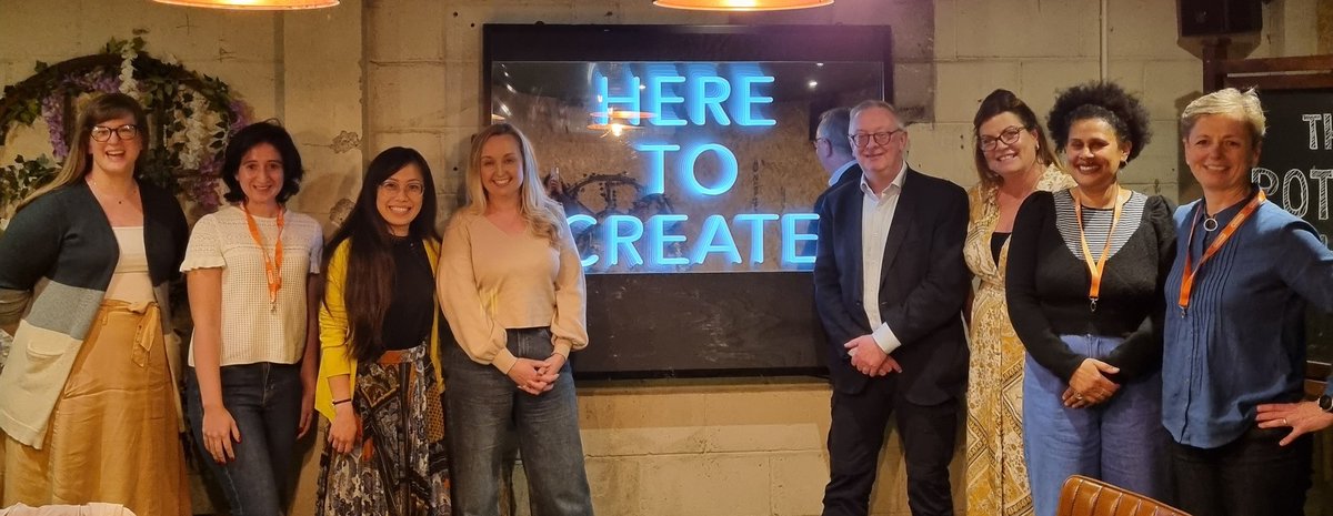 Lush afternoon spent w/ outstanding folks from <a href="/UnLtd/">UnLtd</a> (diolch for having us!), &amp; meeting the incredible founders of <a href="/LittleLoungeRCT/">PontyLittleLounge</a>, @AutismChinese, &amp; <a href="/MossRoseCtg/">Moss-Rose Cottage</a> 

Inspiring chats about running a #SocialBusiness in #Wales, and learning about the work of these mighty women!