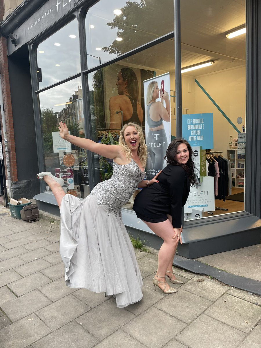 Good luck to all the finalist at Bristol Life awards 🥳🙌🏼 The Feel Fit team Uber Glam 😜 #awards #feelfit
