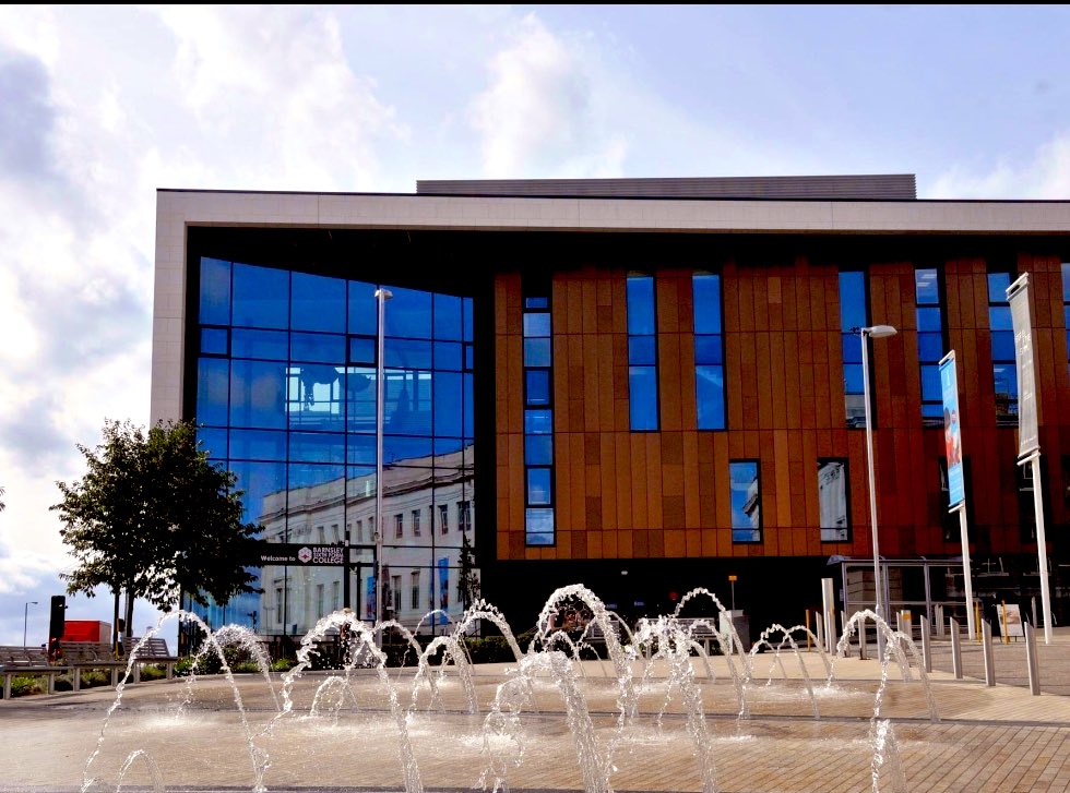 We're seeking a new Principal for our Sixth Form College in South Yorkshire. Please share far and wide with anywhere you know who is looking for career progression or a change. All details can be found here: crowd.in/O9ZyBE