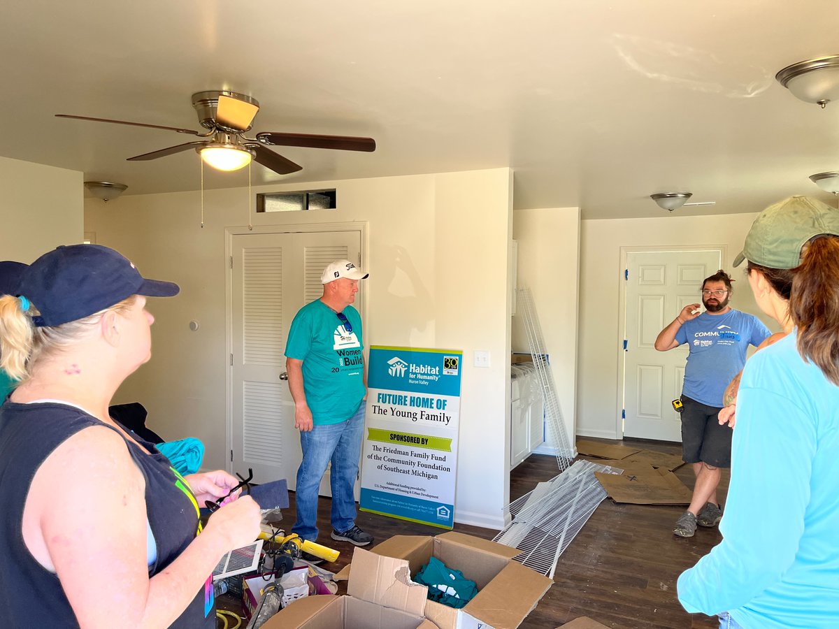 For years, Delux Drapery and Shade has donated countless volunteer hours and has donated to help five women find homeownership with us. Thanks to Steve and everyone at Delux for helping us put the final touches on homes year after year! #WomenBuildWednesday #HabitatPartners