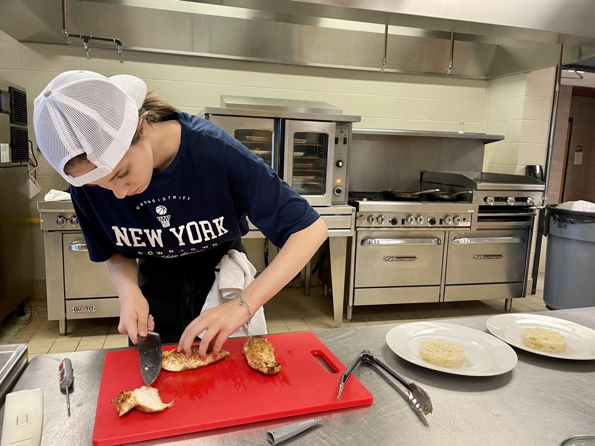 EVHS Culinary Arts tweet media