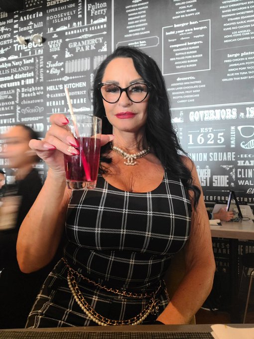 TW Pornstars - Rita Daniels. Pictures and videos from Twitter. Page 7