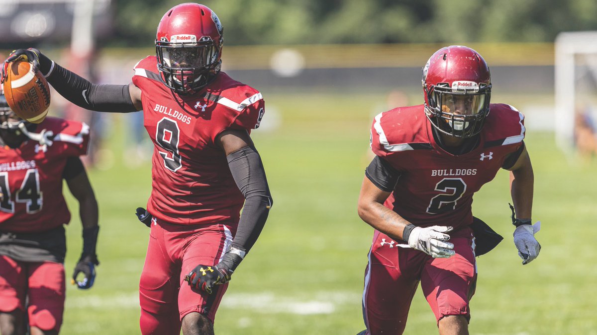Blessed to receive a division three offer from <a href="/DeanBulldogsFB/">Dean Football</a> grateful for this amazing opportunity to play at the next level. #BulldogsFB