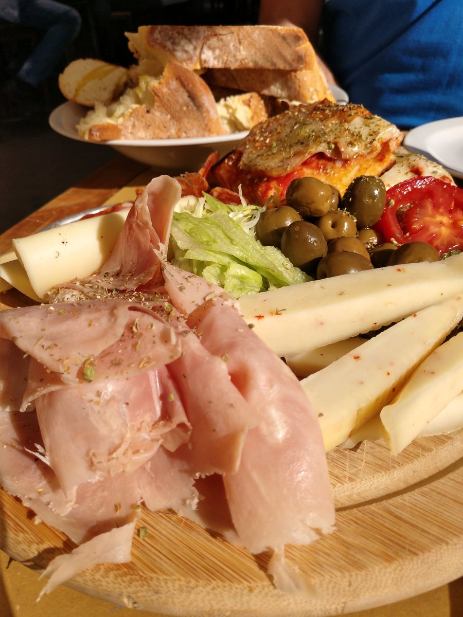 ByWayOfChi's tweet photo. It's Tagliere time! Happy hour in Palermo couldn't be any better. Read more about the food scene in this beautiful Sicilian city here: https://t.co/wlsiv1ATU4 https://t.co/qMckr5mCwL
