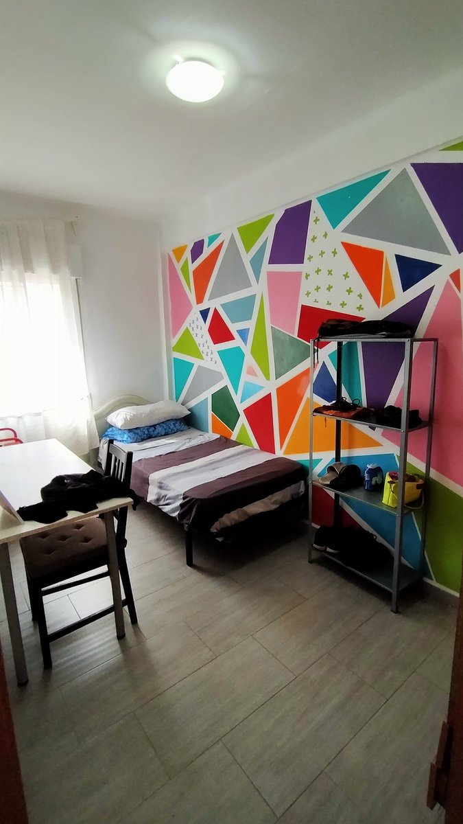 rouuuuusss's tweet photo. Busco compi de piso para el mes de junio!!
Zona de la Macarena, a 5 min del hospital. Se nos ha quedado una habitación libre. Segundo piso. Buena comunicación. Lineas 2, 6, 3, 1, 13, 14, 10. Somos dos chicas muy buena gente y tranquilas. Difundid porfaa! https://t.co/J06ECm0LaK