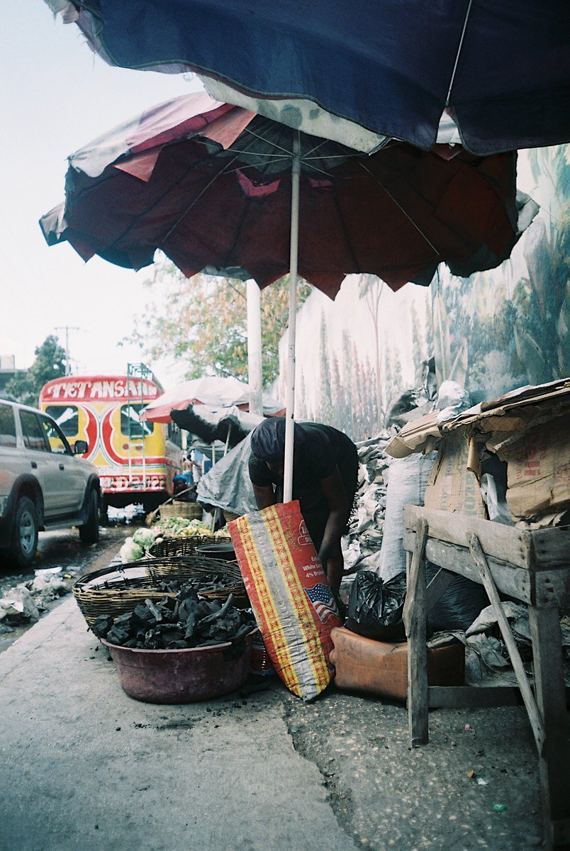 Callmetopboss's tweet photo. Haiti, 2022 on film 
Captured in Port-Au-Prince ❤️ https://t.co/uggBJCSWRY
