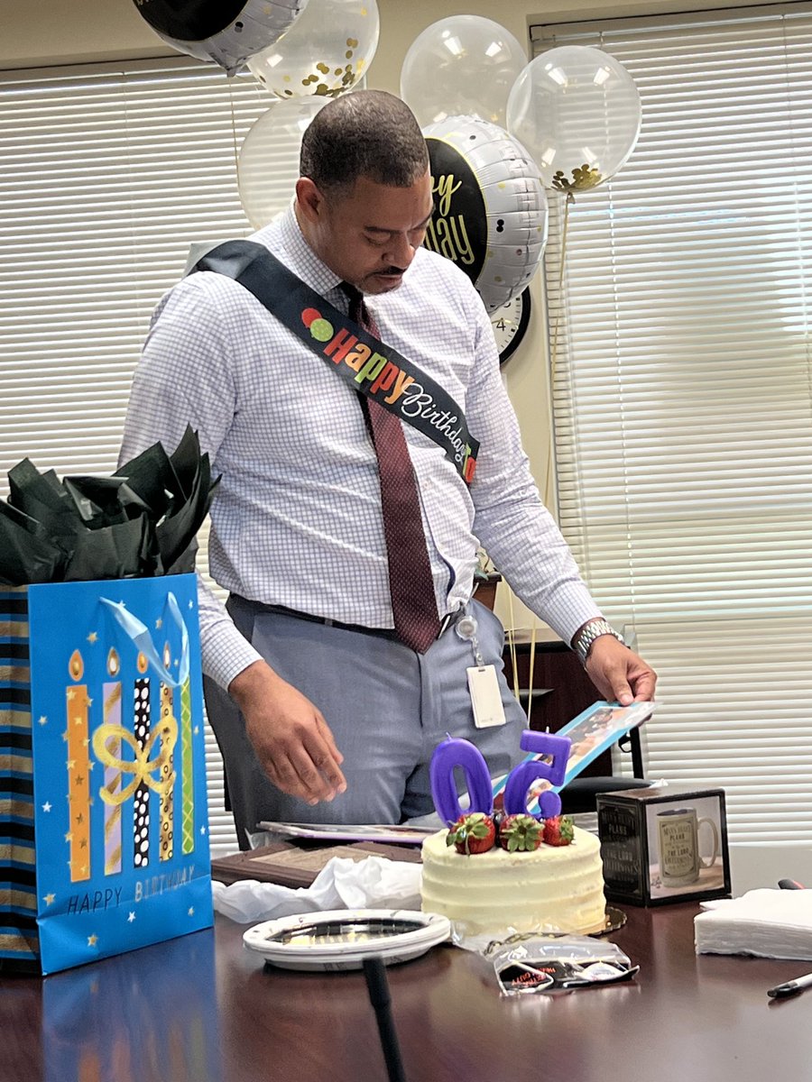 vaughdutch's tweet photo. @weloveWheatley  Happy 50th Birthday to our fierce LEADER Mr. Joseph E. Williams Sr. #GODisGOOD #Education #ChildrenFirst #5thWard #WildcatPride https://t.co/leE8SVLK5b