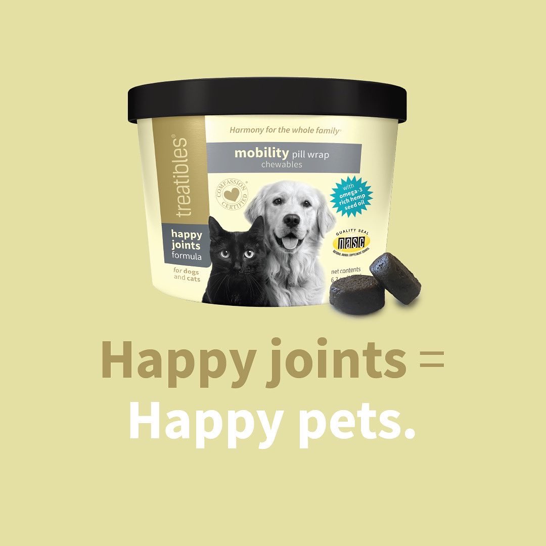 HTreatibles's tweet photo. Happy joints means a happy pet! 😻 And a happy pet means a happy human 😉 Shop #Treatibles Happy Joints Mobility Pill Wrap Chewables for dogs and cats now! 🐾

#harmonyforthewholefamily #mobility #dogs #cats #healthypets #vetrecommended #happydog #dog #organic #bestbark #pet https://t.co/9mzRpOvhtf
