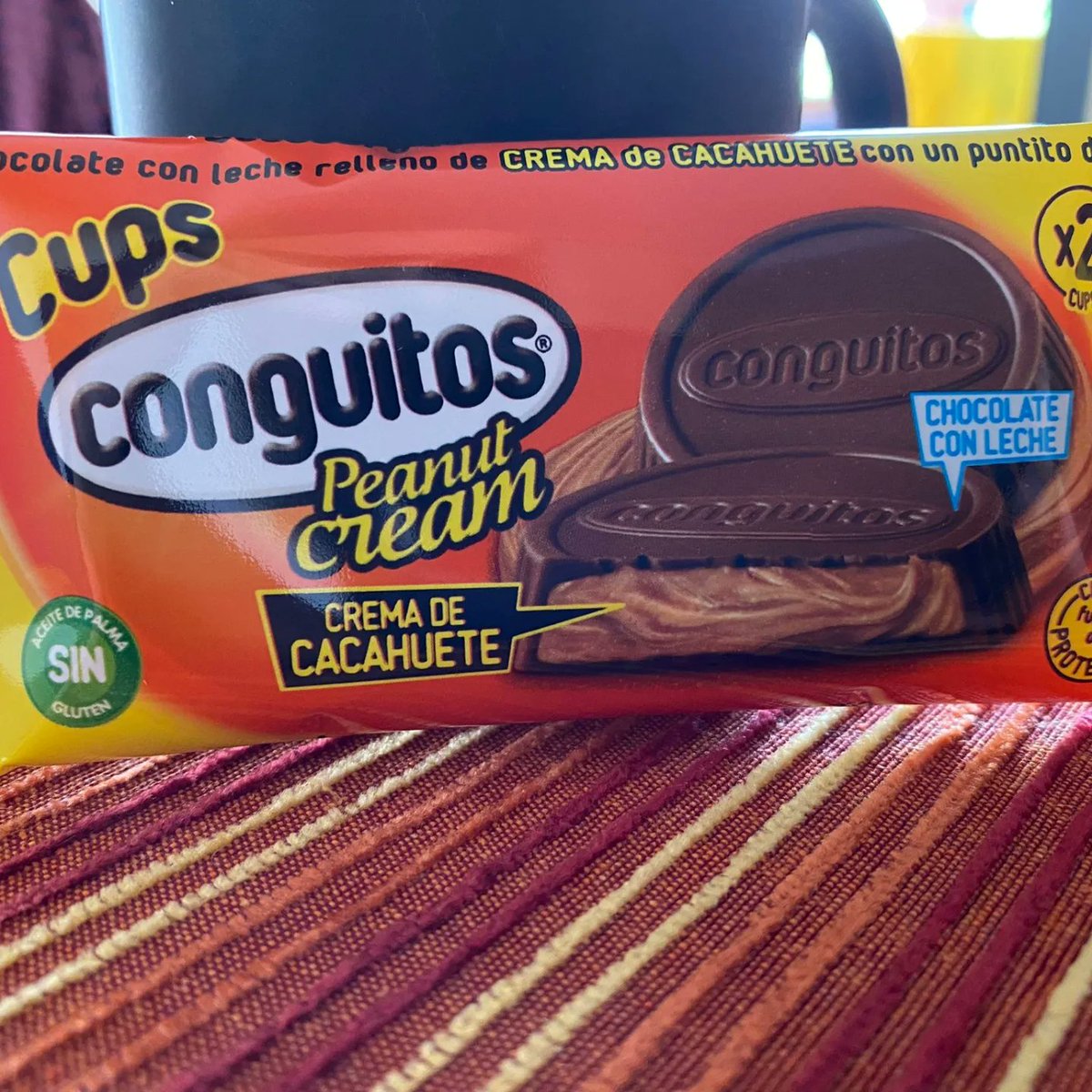 Orgulloceliaco's tweet photo. Cups de @Conguitos con crema de cacahuate 🥜

Es un snack de #chocolate #singluten que podéis encontrar en kioskos y en supermercados como @CarrefourES 

Con sabor intenso a cacahuate, es ideal para auténticos chocolateros! 🍫

Lo habéis probado ya?

#glutenfree #orgulloceliaco https://t.co/0EijYhxYPq