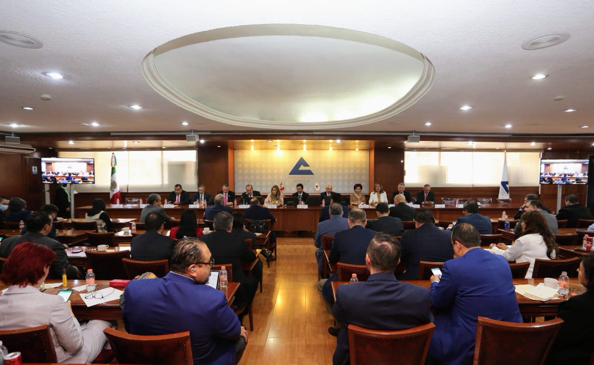 La diputada federal, María Josefina Gamboa, Torales, <a href="/maryjosegamboa/">Maryjose Gamboa</a>, participó en la reunión del Consejo Directivo de CONCANACO SERVYTUR, para hablar de una iniciativa para reducir las cuotas de peaje en algunas carreteras del país.