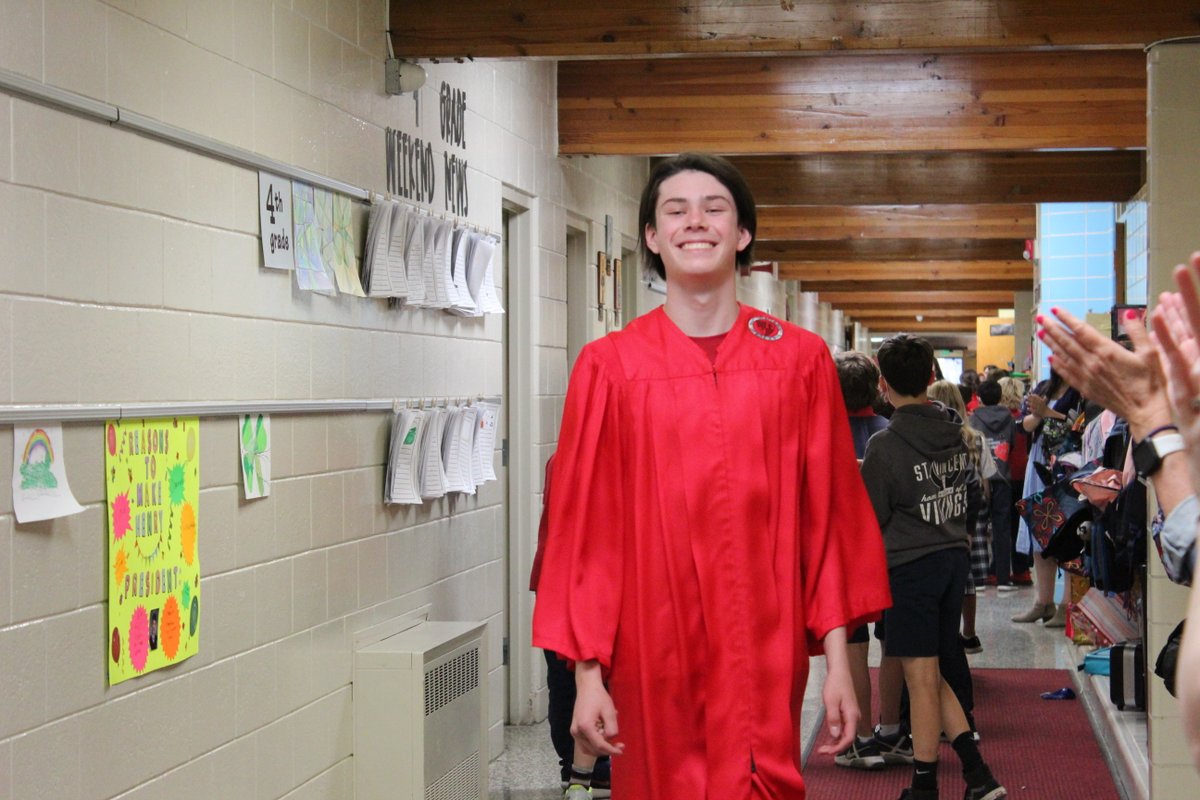 Class of 2022 graduates participated in one of St. Vincent School's most memorable traditions of the Clap Out.  They walk the school grounds grounds and main hallway in their graduation robes to receive cheers, claps, and high-fives. #SVGraduation Week